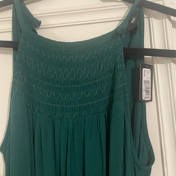 Xs RW dress. New with tags, Green Summer Dress - Picture 1 of 3